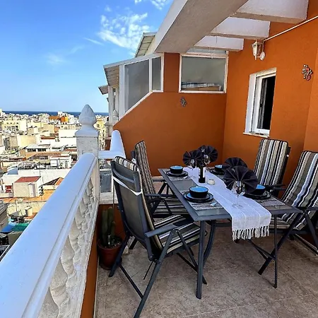 Modern Coastal Penthouse W Ac & Lg Private Terrace *